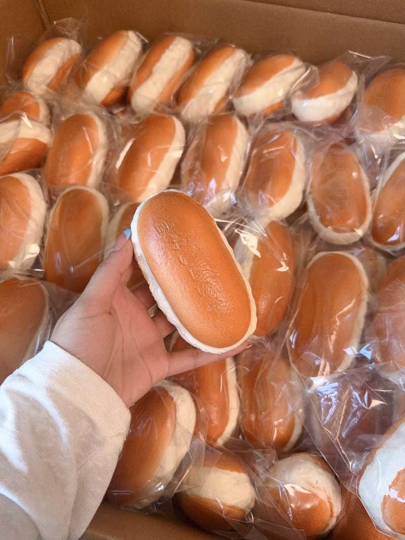 XY Cream Baguette
