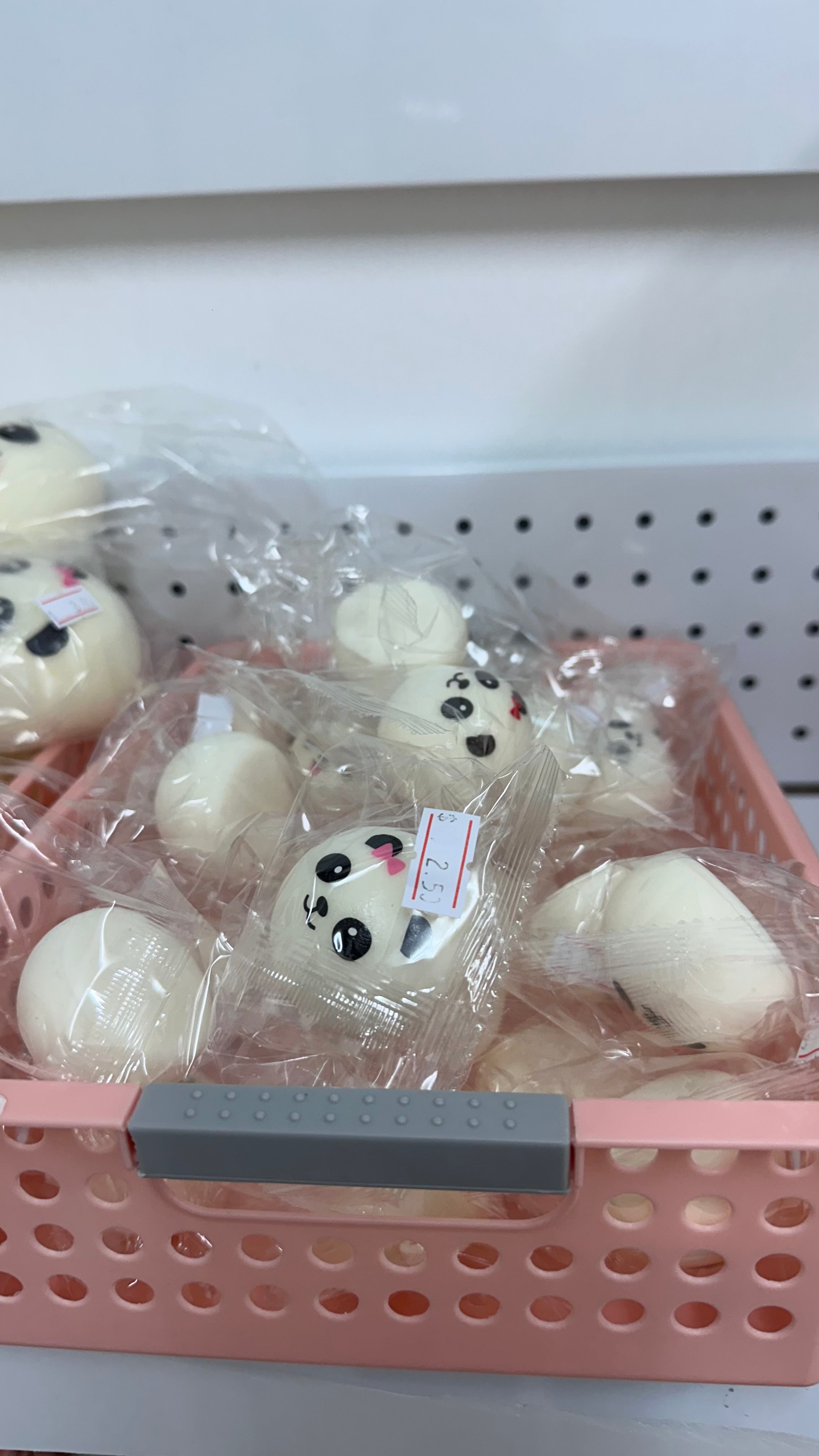 (In-Store Only) Panda Bun