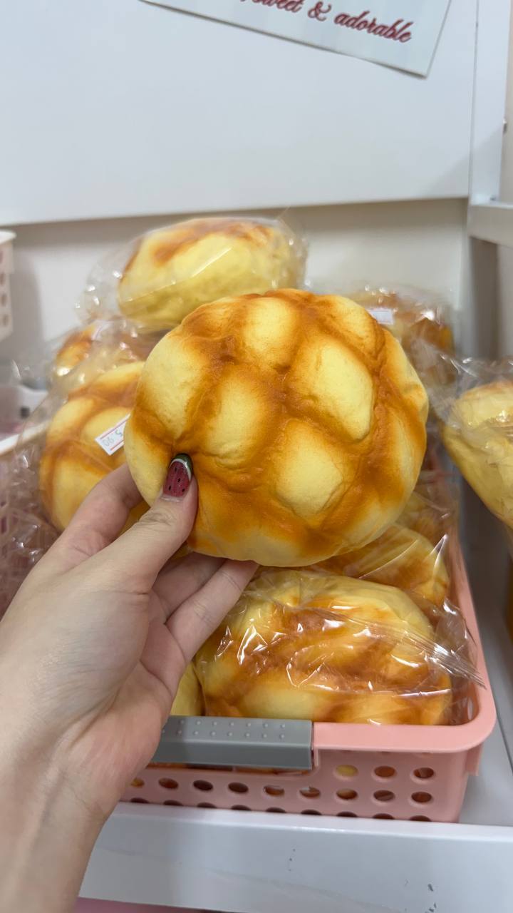 (In-Store Only) Bunnies Melon Pan