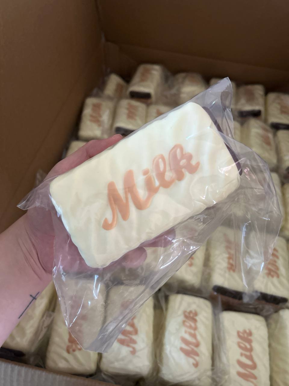 Zai Zai White Chocolate Milk Bar