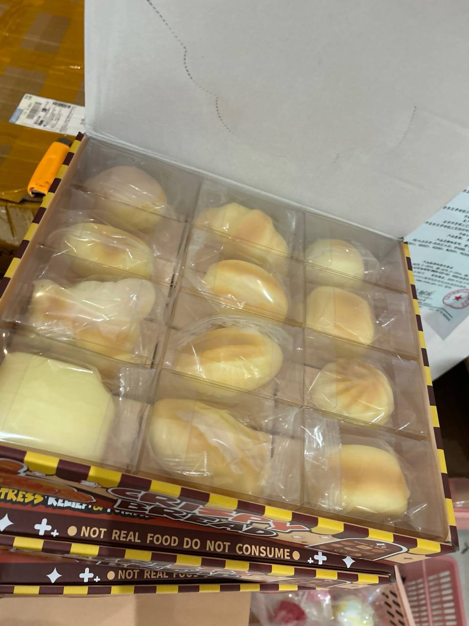Wax cracking bread